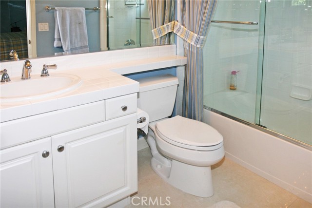 6386 Silent Harbor Drive, Huntington Beach CA: https://media.crmls.org/medias/a538cda2-2bac-41c9-9afa-3682e981208f.jpg
