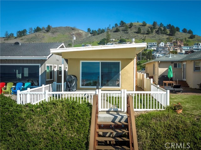 Detail Gallery Image 2 of 35 For 2662 Studio Dr, Cayucos,  CA 93430 - 3 Beds | 2 Baths