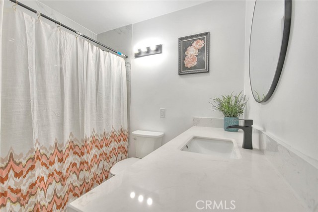 2112 California Avenue, Duarte CA: https://media.crmls.org/medias/a53adb52-939b-4902-9b82-01b78ff6bdc1.jpg