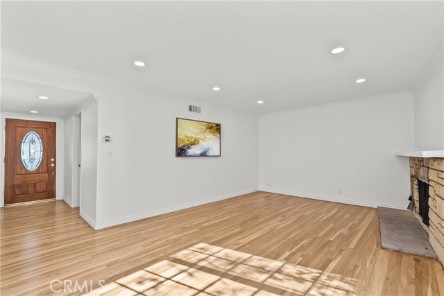 Detail Gallery Image 9 of 48 For 19838 Labrador, Chatsworth,  CA 91311 - 3 Beds | 2 Baths