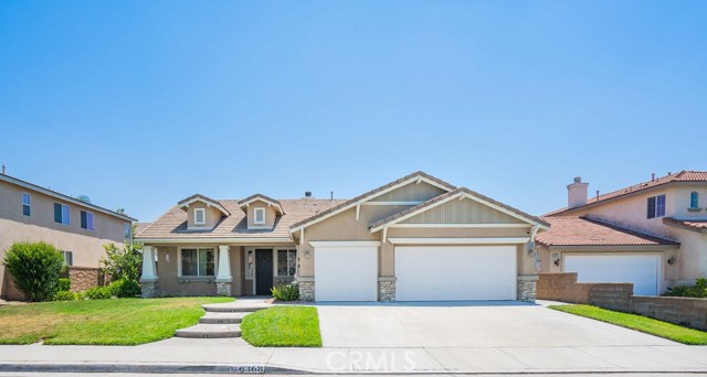 6368 Daphne St, Eastvale, CA 92880