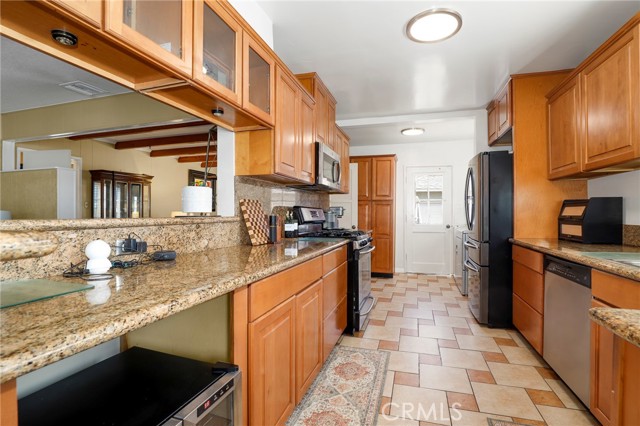 Detail Gallery Image 14 of 31 For 6475 Turnergrove Dr, Lakewood,  CA 90713 - 3 Beds | 2 Baths