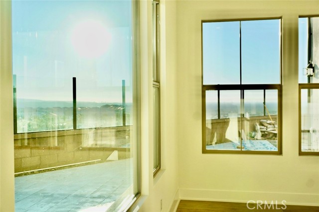 Detail Gallery Image 9 of 19 For 112 Awning, Irvine,  CA 92618 - 3 Beds | 2/1 Baths