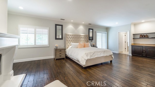 Detail Gallery Image 35 of 61 For 4461 Stern Ave, Sherman Oaks,  CA 91423 - 5 Beds | 4/1 Baths