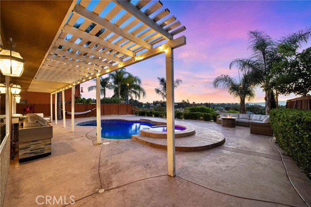40493 Calle Katerine, Temecula CA: https://media.crmls.org/medias/a53ef336-1f4d-43ba-9f50-414f8fd3c5a1.jpg