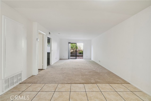1745 Los Feliz Drive, Thousand Oaks CA: https://media.crmls.org/medias/a53f28e9-c739-40a5-83f3-179107b1498e.jpg