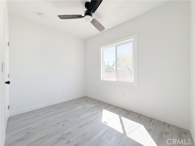 Detail Gallery Image 10 of 19 For 405 S Bradfield Ave, Compton,  CA 90221 - 3 Beds | 2 Baths