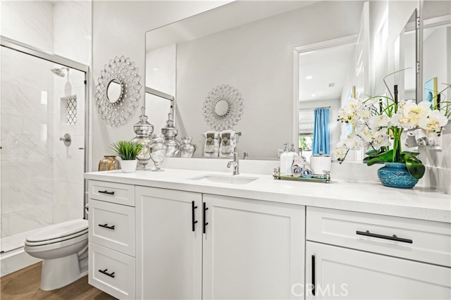 Detail Gallery Image 32 of 57 For 28618 Bloom, Saugus,  CA 91350 - 5 Beds | 4/1 Baths