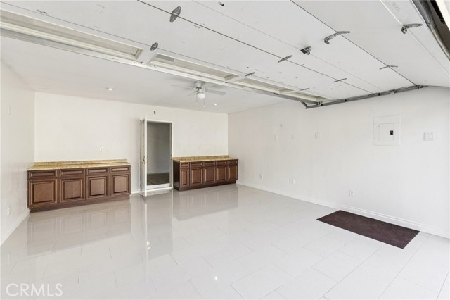 Detail Gallery Image 31 of 34 For 527 S Orchard Dr, Burbank,  CA 91506 - 4 Beds | 1/1 Baths