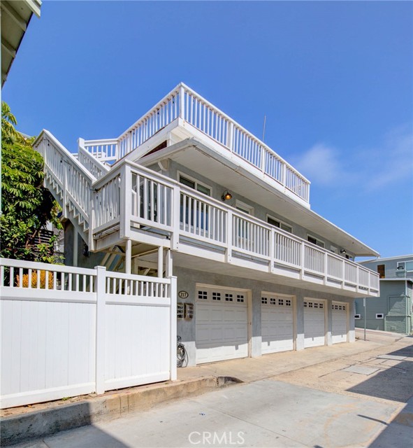 Detail Gallery Image 23 of 26 For 217 35th Pl #B,  Manhattan Beach,  CA 90266 - 2 Beds | 1 Baths