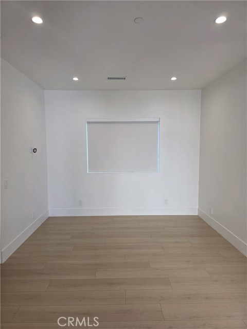 Detail Gallery Image 12 of 28 For 8546 Vanalden, Northridge,  CA 91324 - 2 Beds | 1 Baths