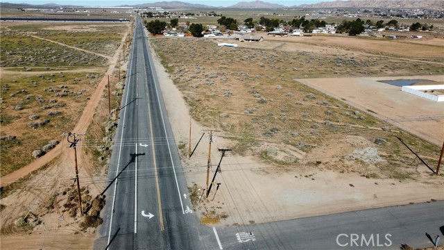 Detail Gallery Image 5 of 6 For 15801 Navajo, Apple Valley,  CA 92307 - – Beds | – Baths