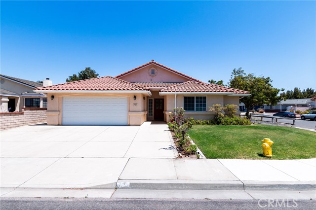 Detail Gallery Image 1 of 1 For 707 Blue Ridge Dr, Santa Maria,  CA 93455 - 4 Beds | 2/1 Baths