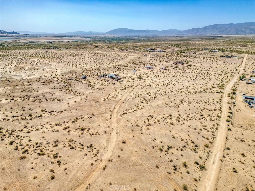 https://media.crmls.org/medias/a54485d0-bde1-481f-8ff6-eeaa5cb04541.jpg?preset=X-Large
