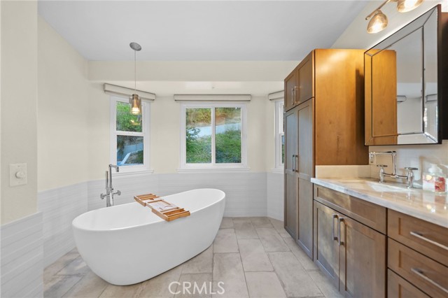 Detail Gallery Image 64 of 75 For 31345 Avenida Del Reposo, Temecula,  CA 92591 - 5 Beds | 3/1 Baths