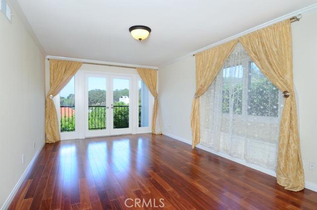 Detail Gallery Image 9 of 17 For 345 Palos Verdes Dr, Palos Verdes Estates,  CA 90274 - 4 Beds | 4 Baths
