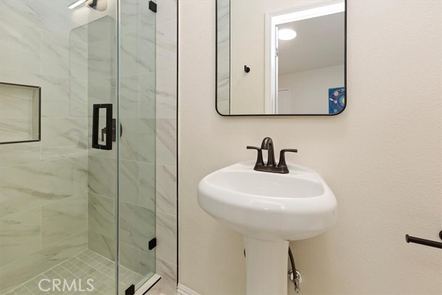 Detail Gallery Image 13 of 35 For 1508 W 127th St, Los Angeles,  CA 90047 - 3 Beds | 1 Baths