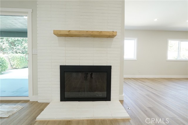 10345 Blucher Avenue, Granada Hills CA: https://media.crmls.org/medias/a5468624-e586-480b-809c-59e3d3427ded.jpg