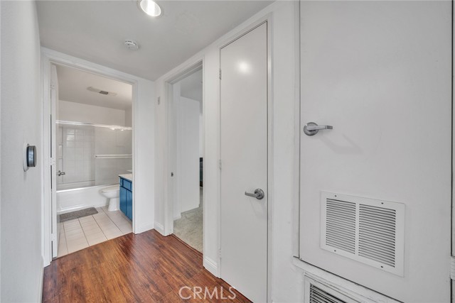625 S Berendo Street, Los Angeles CA: https://media.crmls.org/medias/a5471764-42e1-4a4e-8f0c-3f07ef69daf8.jpg