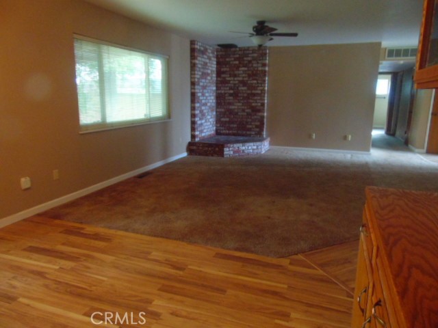 934 Kinder, Orland CA: https://media.crmls.org/medias/a5474d98-4aab-4dd4-b135-a8dc1c67e2d8.jpg