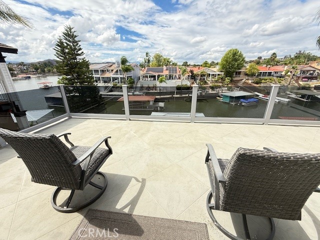 30265 Channel Way Drive, Canyon Lake CA: https://media.crmls.org/medias/a5490b9d-31be-4b0f-83a2-daa66829a9ba.jpg