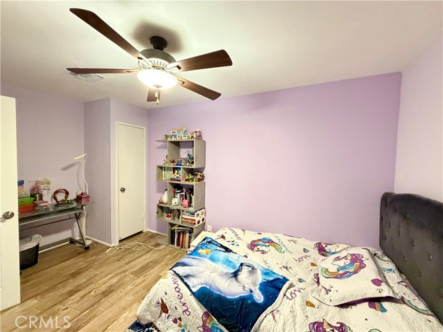 Detail Gallery Image 23 of 37 For 27939 Oakgale, Canyon Country,  CA 91351 - 3 Beds | 2 Baths