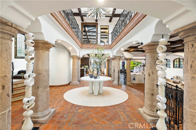 Image 6 of 54 For 445 Isabella Ter