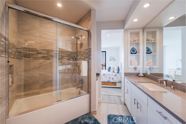 Detail Gallery Image 23 of 59 For 230 Lille Lane #113,  Newport Beach,  CA 92663 - 3 Beds | 3 Baths