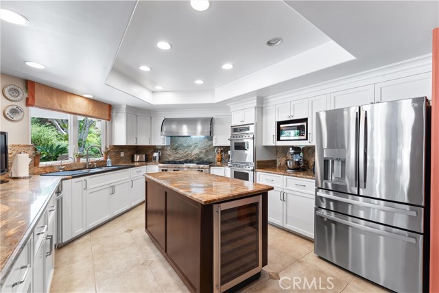 Detail Gallery Image 33 of 75 For 284 South Quintana, Anaheim Hills,  CA 92807 - 5 Beds | 3 Baths