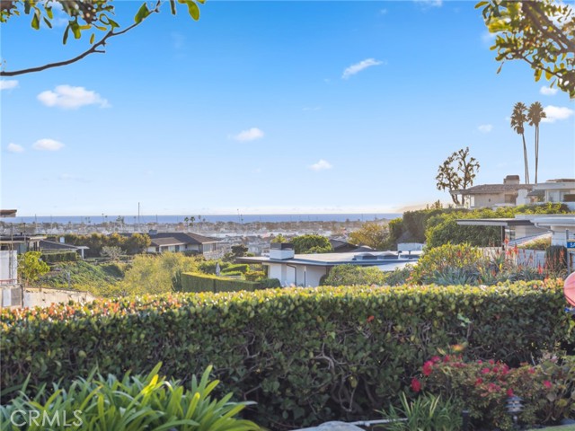 Detail Gallery Image 38 of 39 For 707 Malabar Dr, Corona Del Mar,  CA 92625 - 3 Beds | 2 Baths