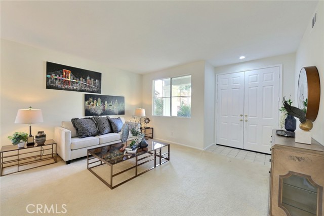 Detail Gallery Image 4 of 38 For 21 Tioga Pl, Irvine,  CA 92602 - 6 Beds | 3/1 Baths