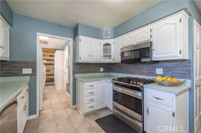 Detail Gallery Image 15 of 64 For 841 Paine Rd, Big Bear Lake,  CA 92315 - 5 Beds | 2/1 Baths