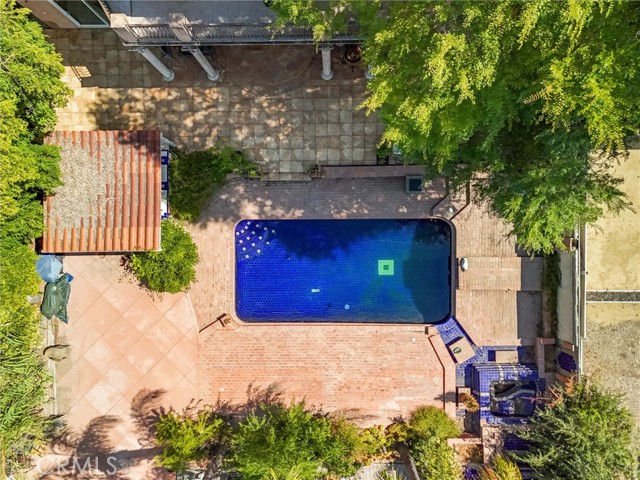 22349 Dolorosa Street, Woodland Hills CA: https://media.crmls.org/medias/a54ee8c9-89ab-422b-9263-1d37234dc078.jpg