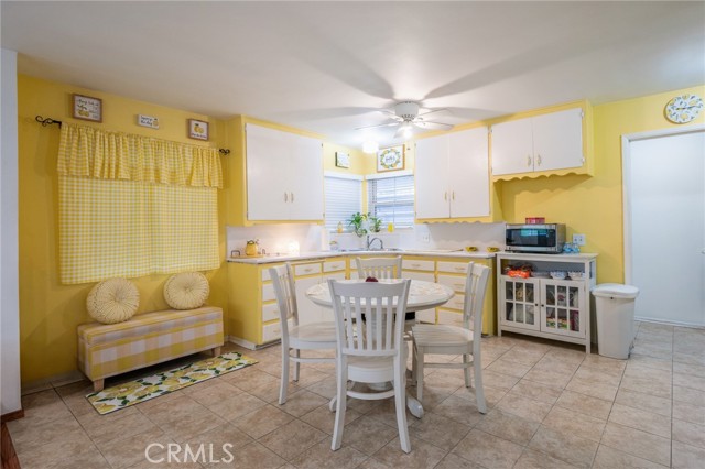 Detail Gallery Image 7 of 23 For 352 E 49th, Long Beach,  CA 90805 - 3 Beds | 2 Baths