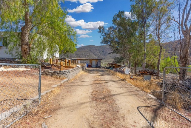 45479 Sheeps Foot Road, Aguanga CA: https://media.crmls.org/medias/a55074bf-809b-4b43-b6dc-45f8e46b851b.jpg