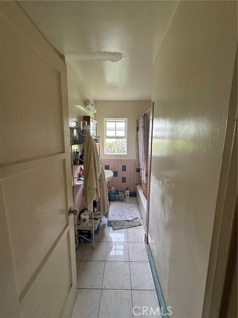 Detail Gallery Image 9 of 13 For 11722 Bryant Rd, El Monte,  CA 91732 - 3 Beds | 2 Baths