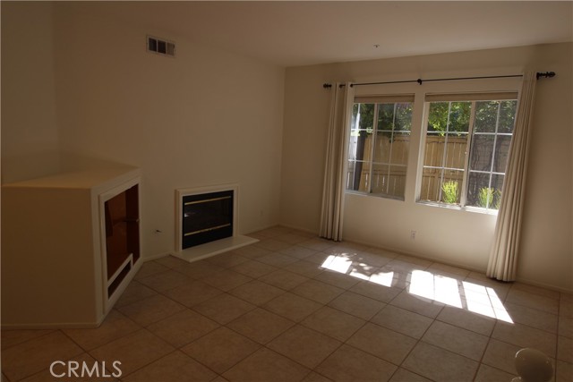 Detail Gallery Image 5 of 55 For 145 Islington, Irvine,  CA 92620 - 3 Beds | 2/1 Baths