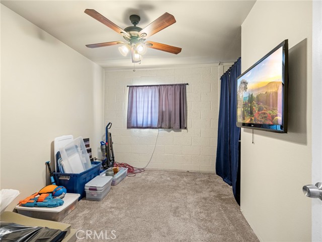 Detail Gallery Image 11 of 32 For 17382 Neptune, Victorville,  CA 92394 - 3 Beds | 1 Baths