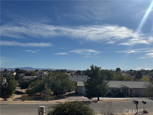 Detail Gallery Image 12 of 21 For 16480 Kayuga St, Victorville,  CA 92395 - 3 Beds | 2 Baths