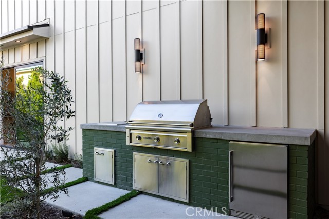 Detail Gallery Image 20 of 49 For 4018 Coldwater Canyon Ave, Studio City,  CA 91604 - 6 Beds | 6/1 Baths