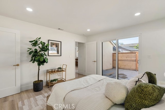 Detail Gallery Image 13 of 39 For 145 E Green St, Claremont,  CA 91711 - 5 Beds | 4 Baths