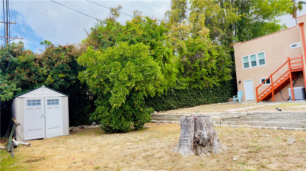 https://media.crmls.org/medias/a553087e-487f-412d-84c9-c4584df658a4.jpg?preset=X-Large