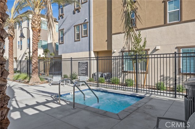 Detail Gallery Image 33 of 36 For 6137 Valentina Way #201,  Corona,  CA 92880 - 3 Beds | 2 Baths