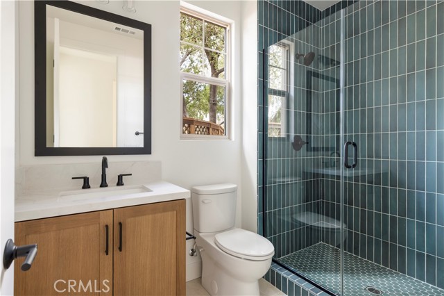 195 E Palm Street, Altadena CA: https://media.crmls.org/medias/a5540029-3db5-4602-a30a-a0c3913a4490.jpg