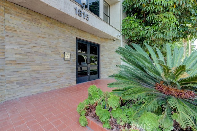 Image 3 for 1815 Butler Ave #120, Los Angeles, CA 90025