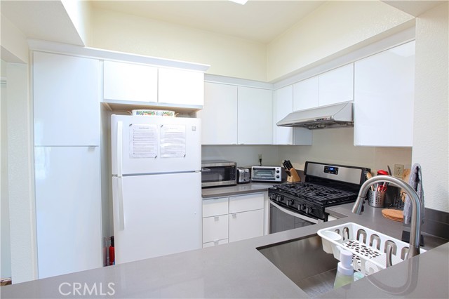 Detail Gallery Image 10 of 31 For 801 S 2nd St #4,  Alhambra,  CA 91801 - 3 Beds | 2 Baths