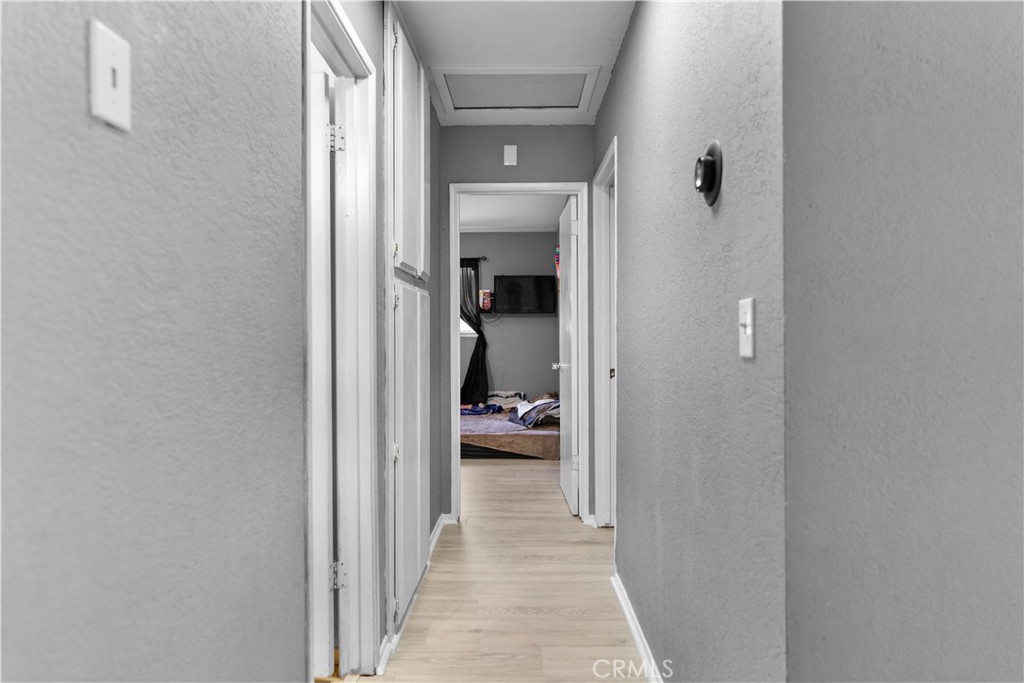 https://media.crmls.org/medias/a5550667-6f57-4a3f-9f70-ff9294dbab7f.jpg?preset=X-Large
