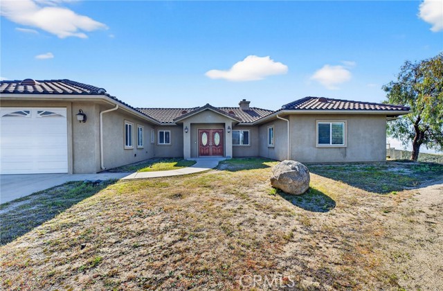 Detail Gallery Image 9 of 69 For 39475 Bruce Ln, Temecula,  CA 92592 - 4 Beds | 3/1 Baths