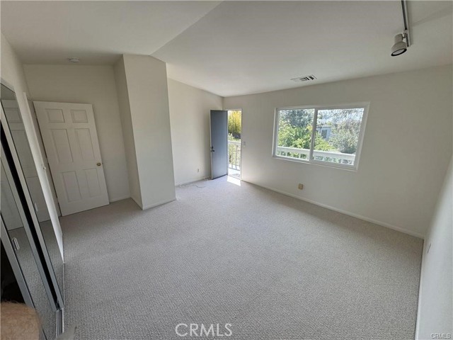 818 Nardo Road, Encinitas CA: https://media.crmls.org/medias/a555ca91-7d56-4bb9-88e6-1344bbe579b9.jpg