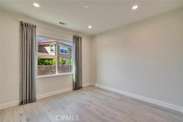 5437 Heritage Oak Drive, Lake Forest CA: https://media.crmls.org/medias/a555d74f-2622-422a-a9a9-76b0fbc5cd2f.jpg